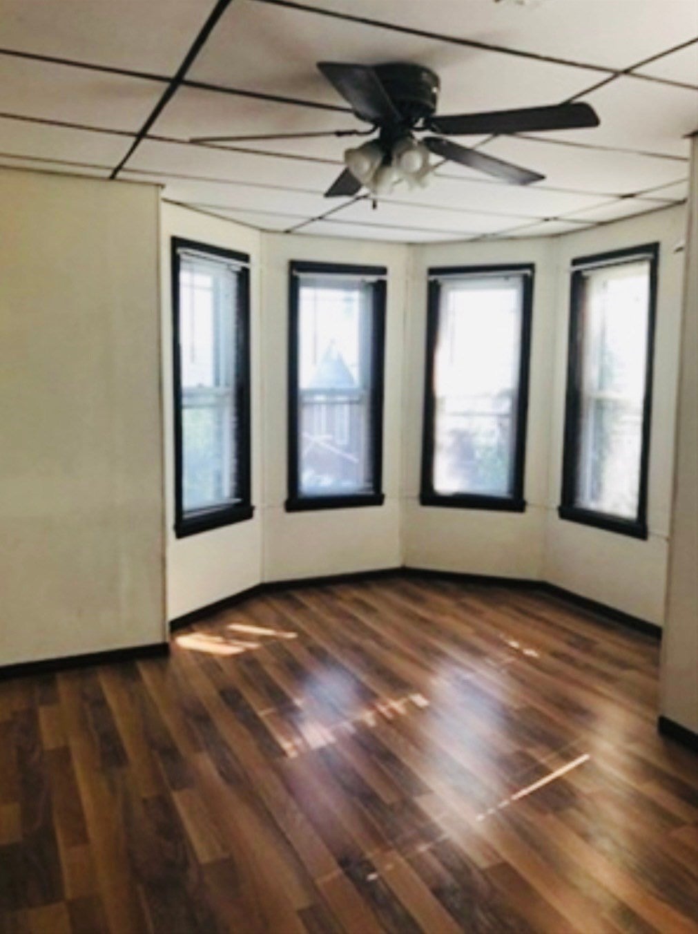 444 Center St