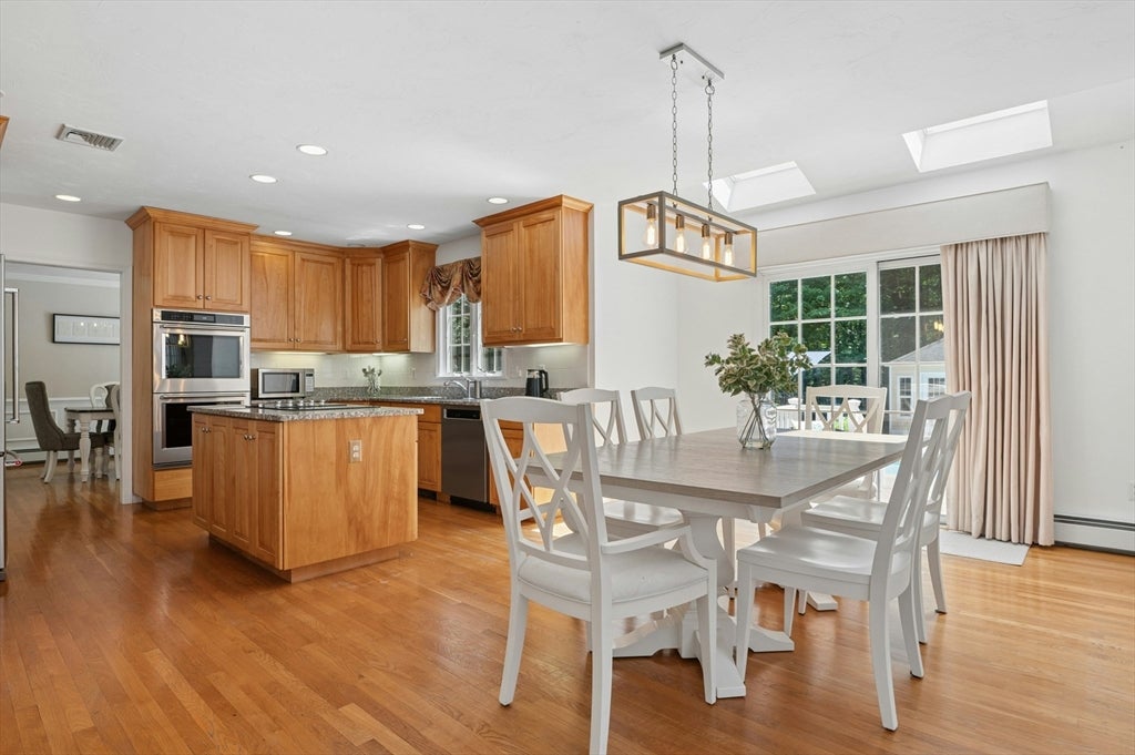10 Burnett Road, Southborough, MA Photo #14