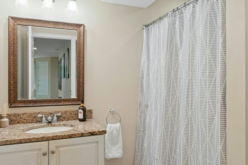 10 Burnett Road, Southborough, MA Photo #35