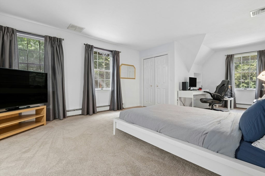 10 Burnett Road, Southborough, MA Photo #25