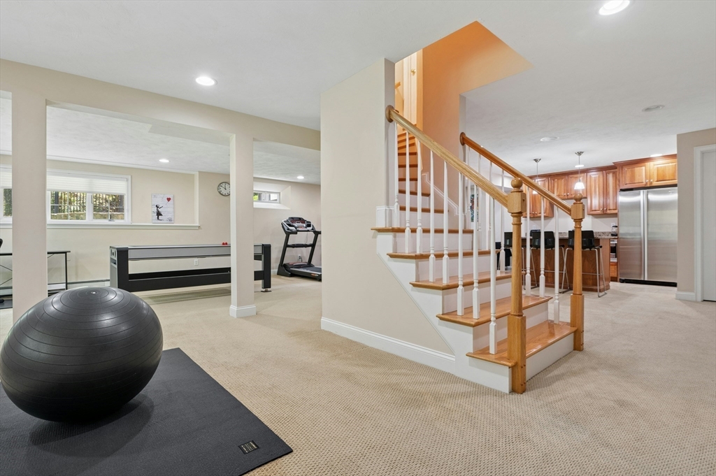 10 Burnett Road, Southborough, MA Photo #30