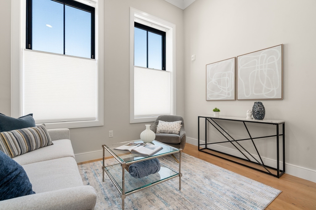 4 Franklin Street 202