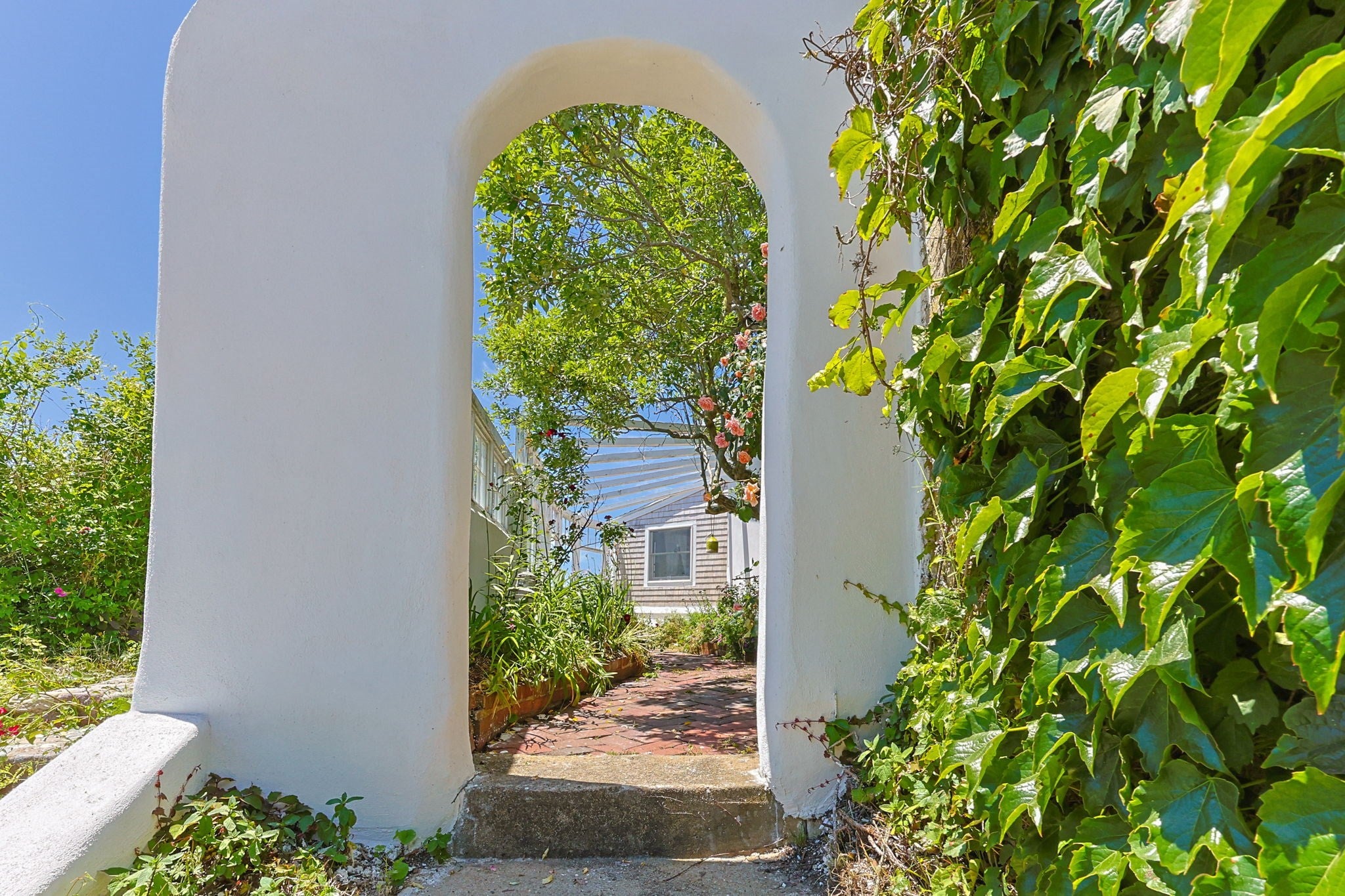 41 Pond Road