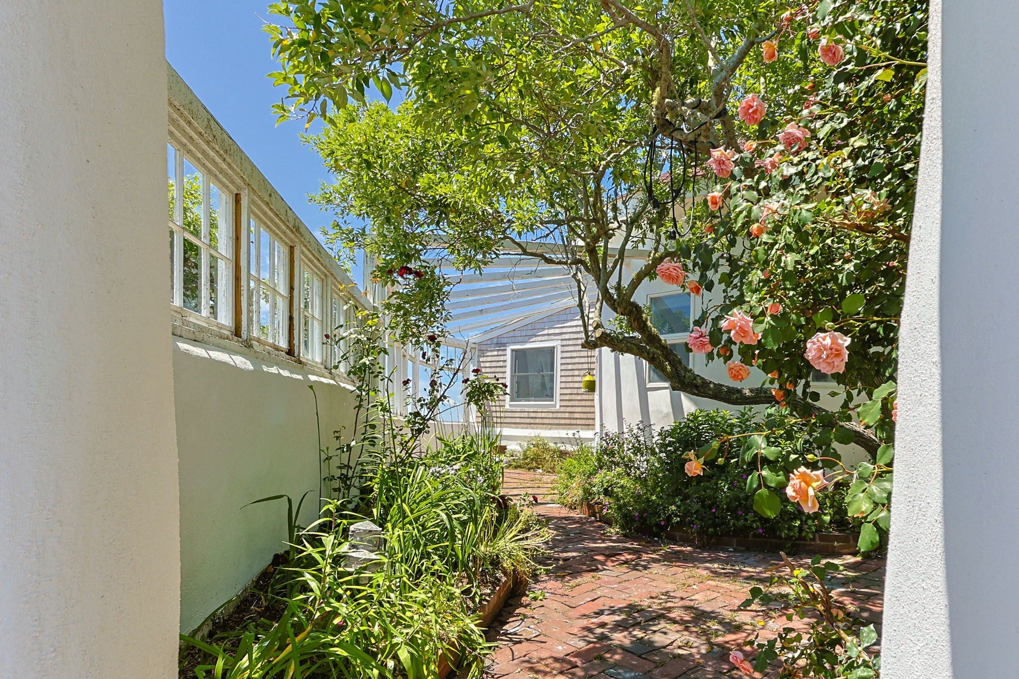 41 Pond Road