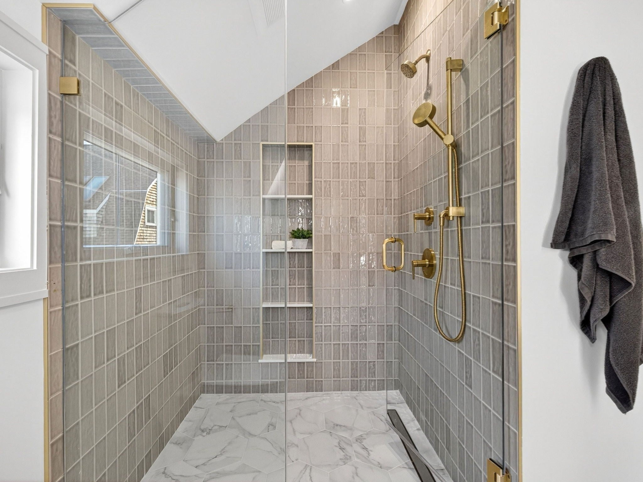 202 Powder House Blvd #2, Somerville, MA Photo #17