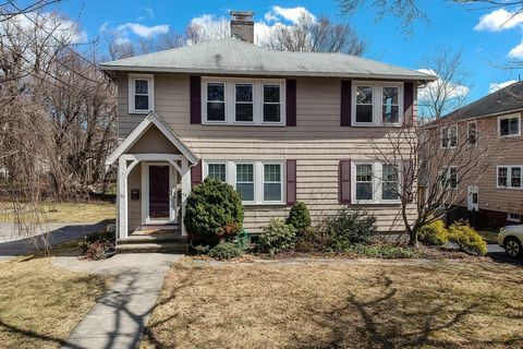 56-58 Cloverdale Rd 56 Newton MA 02461