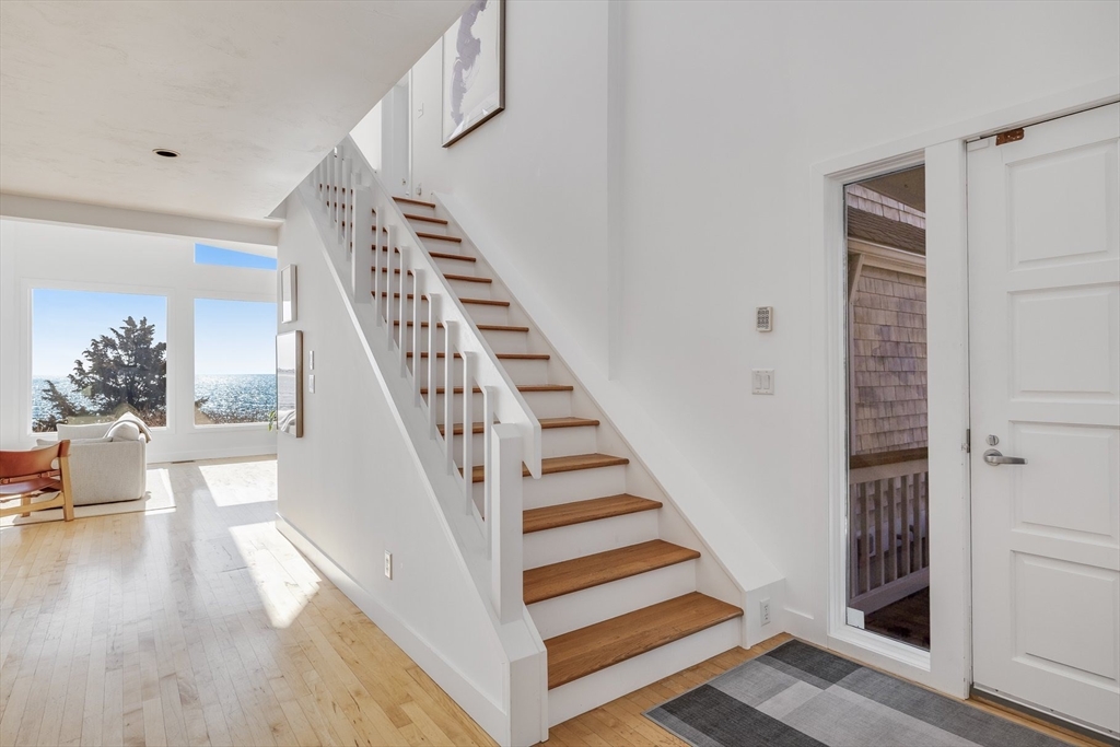 Barnstable, Massachusetts 02635, United States, 5 Bedrooms Bedrooms, ,4 BathroomsBathrooms,Residential,Active,193617