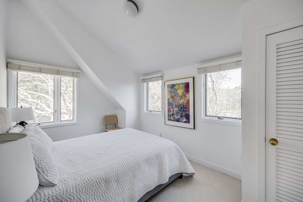 Barnstable, Massachusetts 02635, United States, 5 Bedrooms Bedrooms, ,4 BathroomsBathrooms,Residential,Active,193617