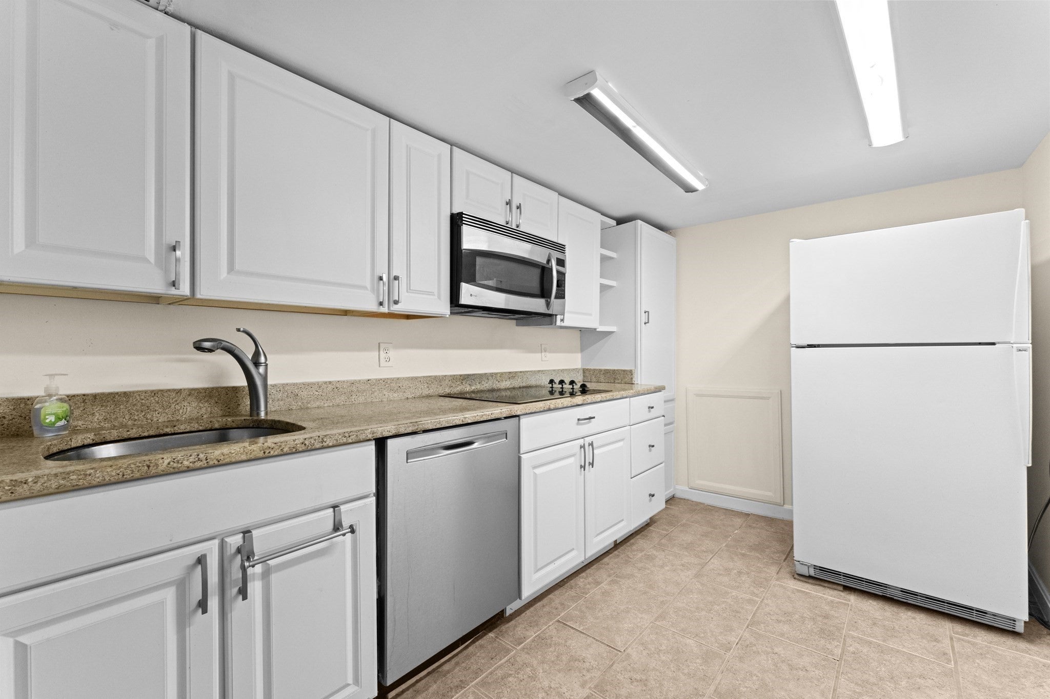 48 Trapelo St #B, Boston, MA, 48 Trapelo St #B, Boston, MA Photo #2