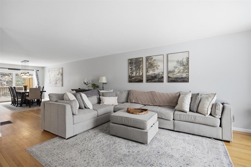 11 Canterberry Court A