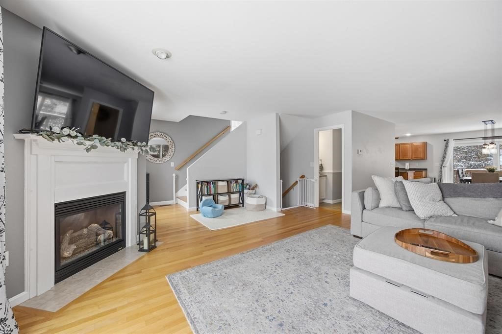 11 Canterberry Court A