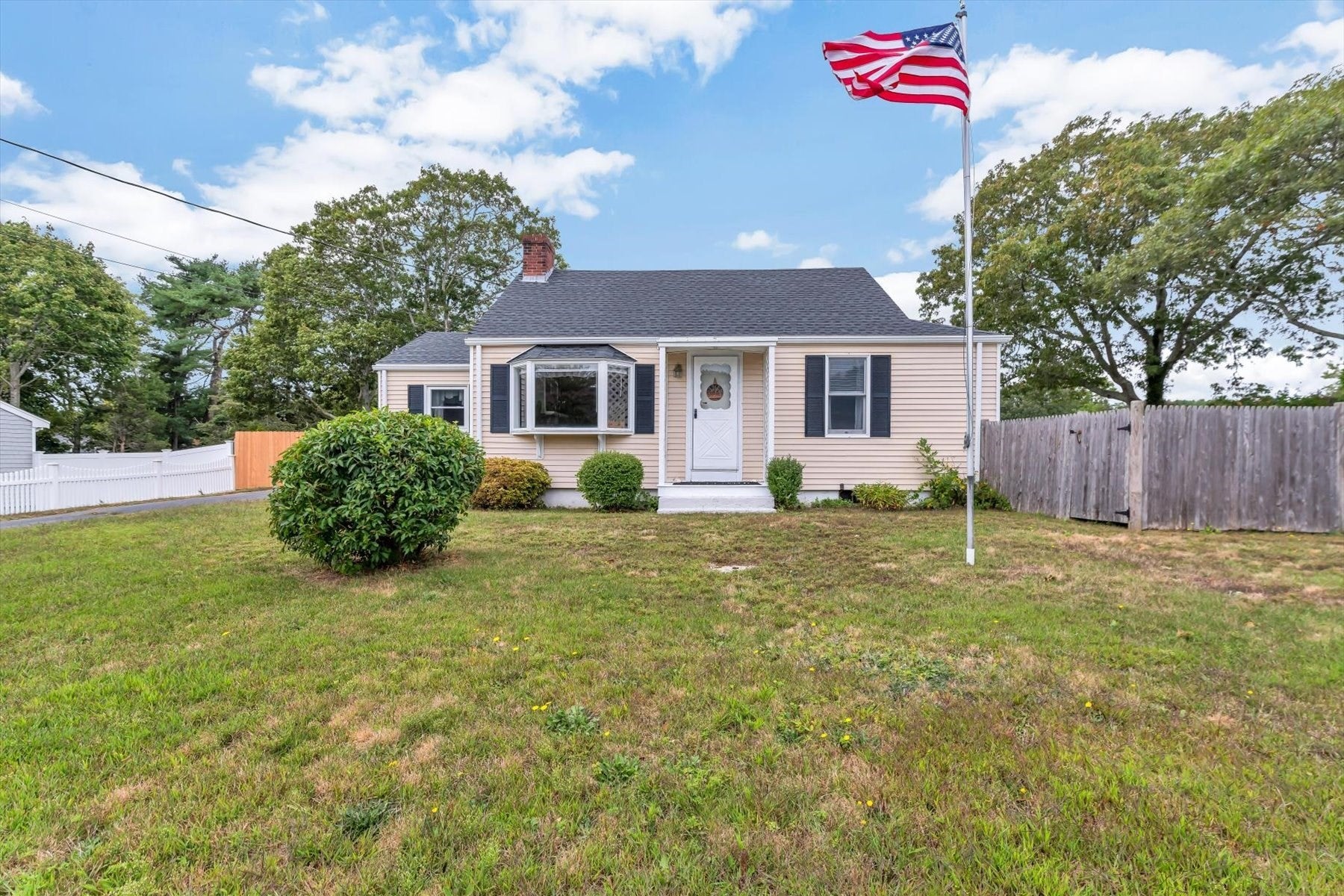 7 Queens Bay Ln, Bourne, MA, 7 Queens Bay Ln, Bourne, MA Photo #1
