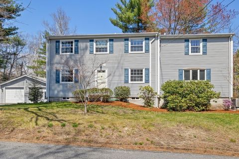 66 Old Stow Road Concord MA 01742
