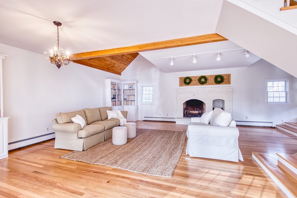 3 Pine Grove Rd