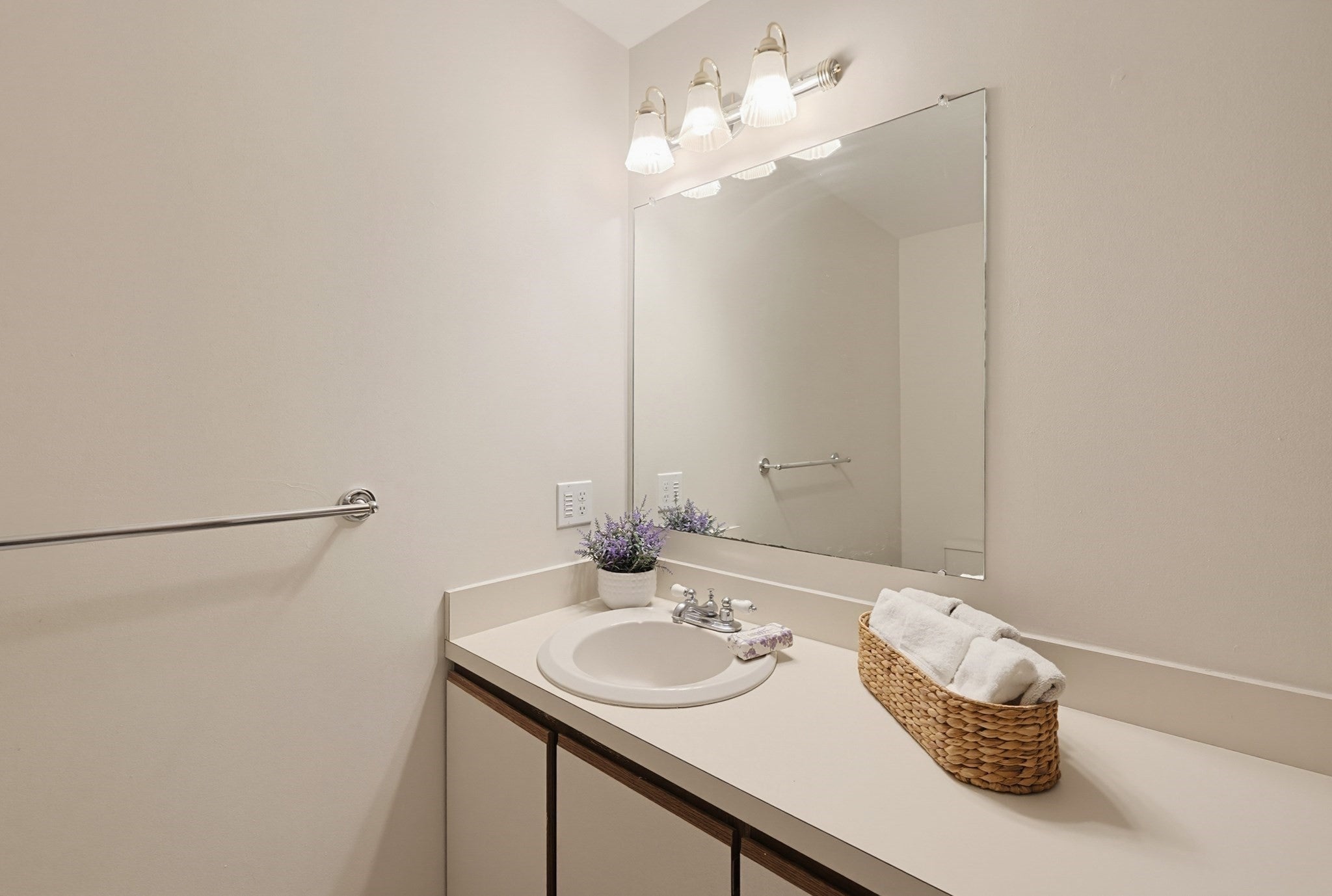 129 Highwood Drive #129, Franklin, MA Photo #20