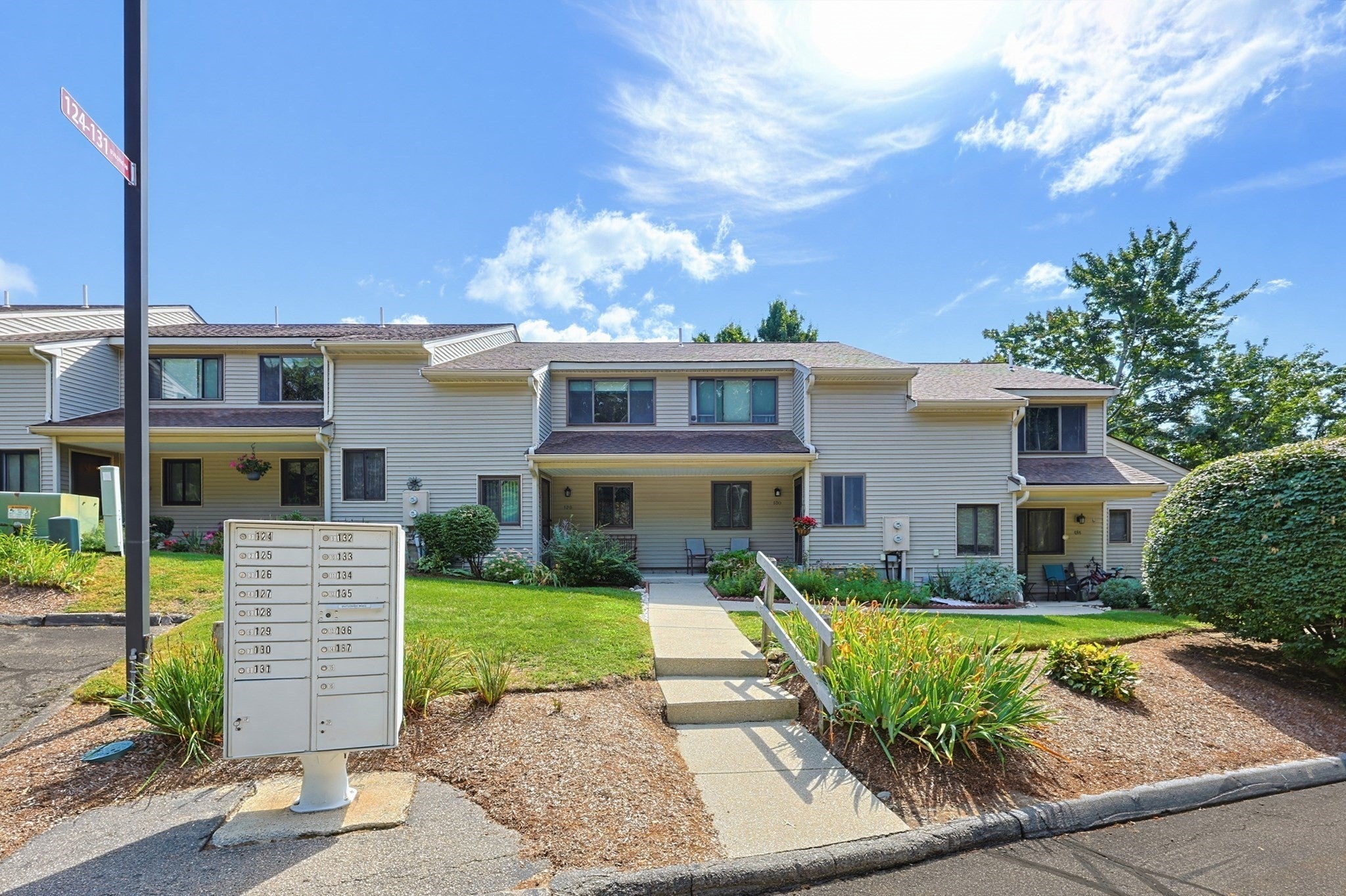 129 Highwood Drive #129, Franklin, MA Photo #2