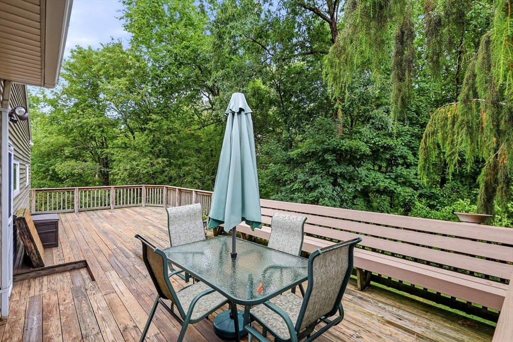 8 Linwood Dr, Wilbraham, MA, 8 Linwood Dr, Wilbraham, MA Photo #9