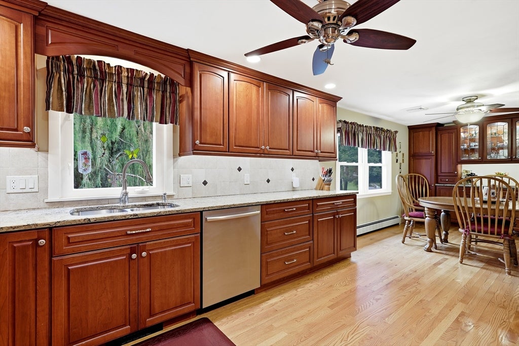 8 Linwood Dr, Wilbraham, MA, 8 Linwood Dr, Wilbraham, MA Photo #23