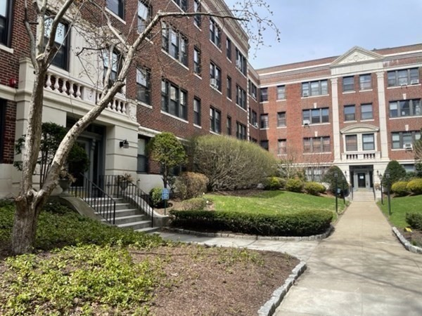 145 Englewood Ave #5, Boston, MA Photo #28