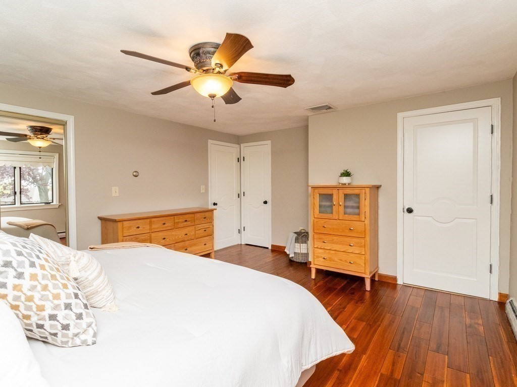 7 Rivers Ln, Stoneham, MA Photo #22