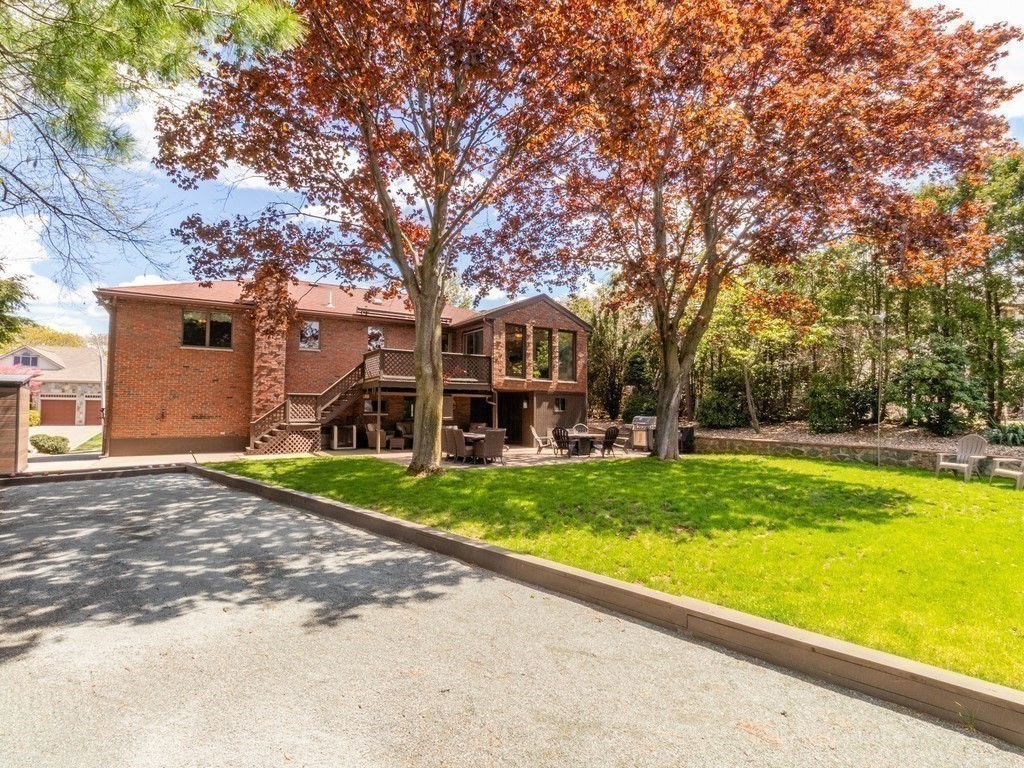 7 Rivers Ln, Stoneham, MA Photo #36