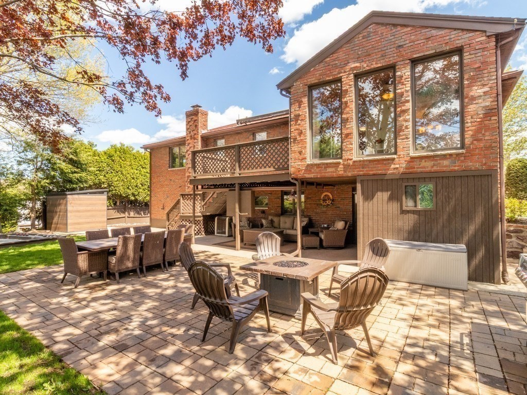 7 Rivers Ln, Stoneham, MA Photo #35
