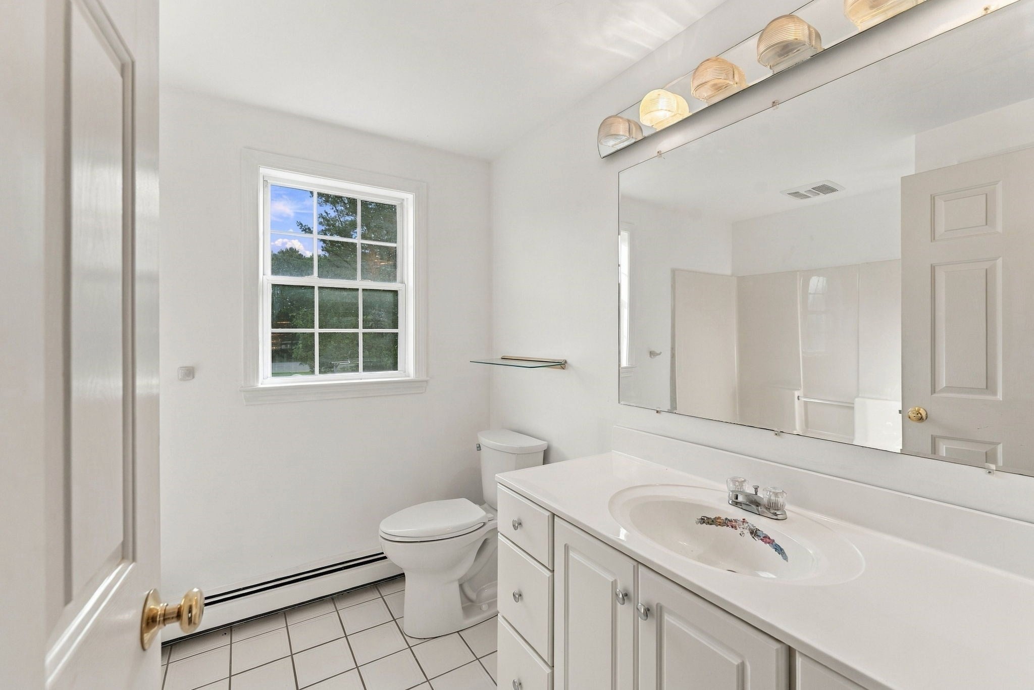 27 Charles Ave, Uxbridge, MA, 27 Charles Ave, Uxbridge, MA Photo #27