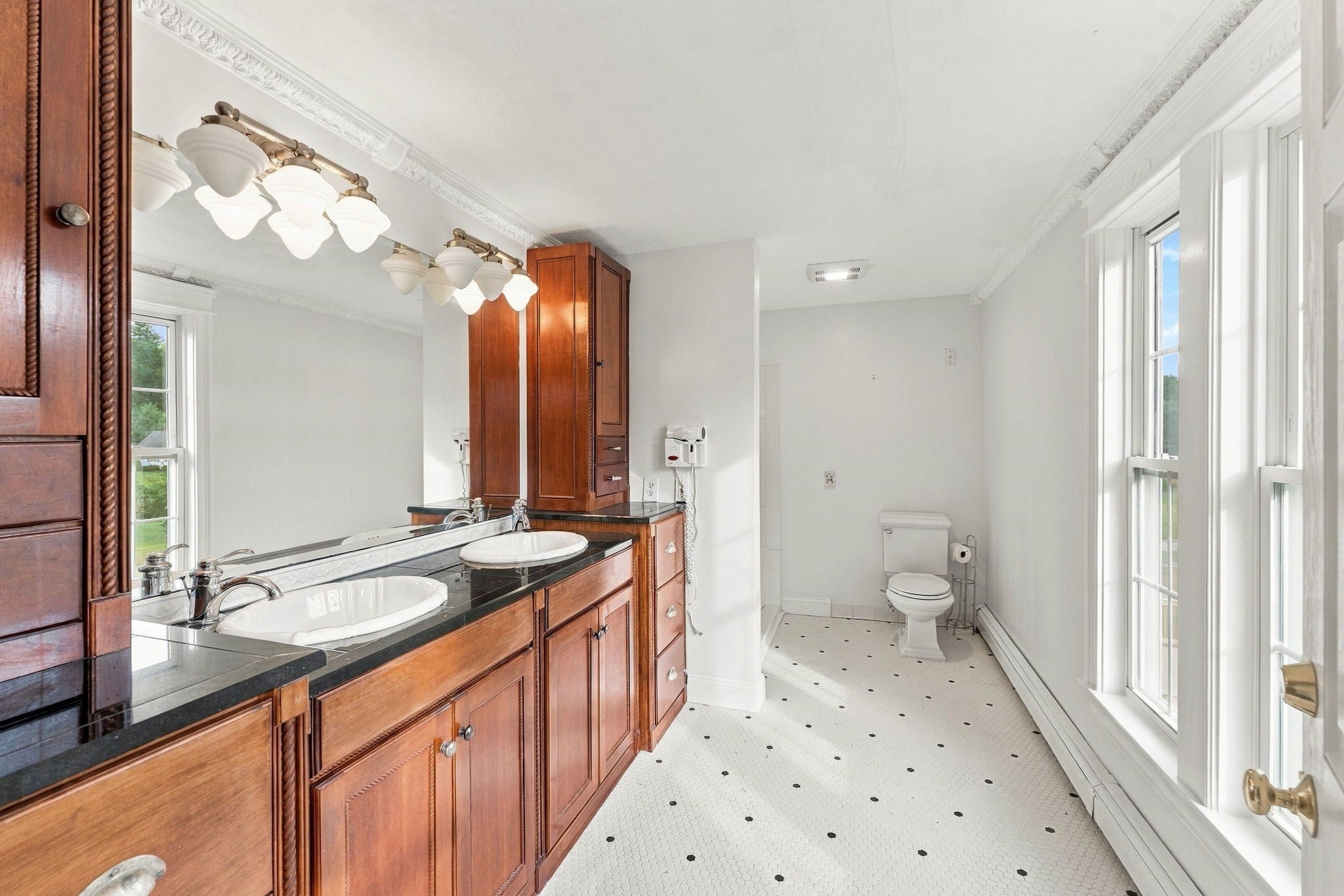27 Charles Ave, Uxbridge, MA, 27 Charles Ave, Uxbridge, MA Photo #24