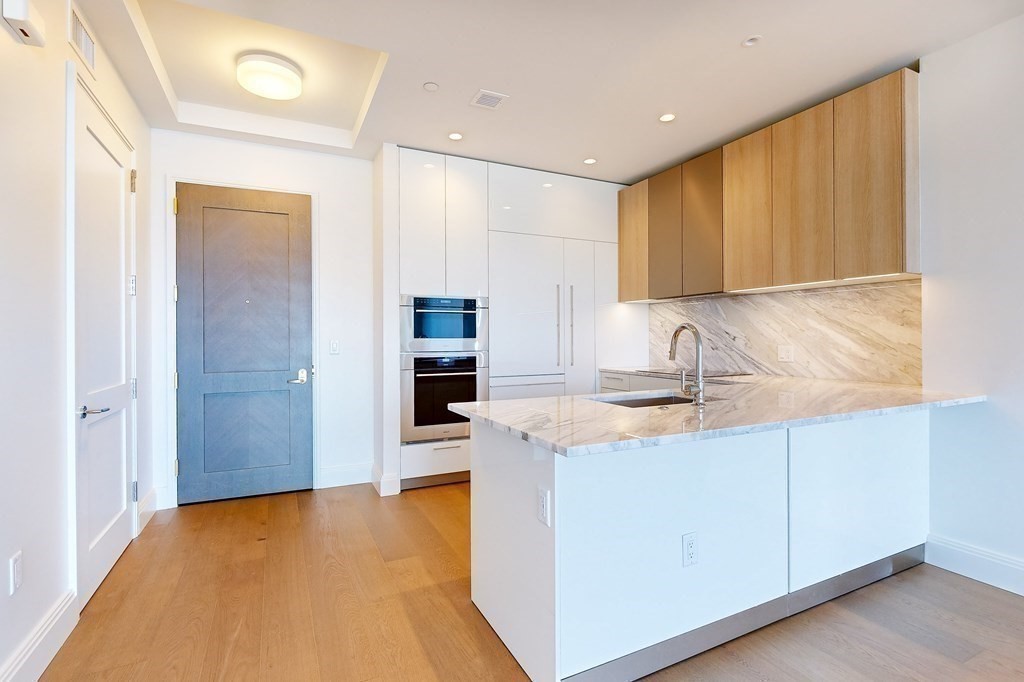 240 Devonshire Street U4614