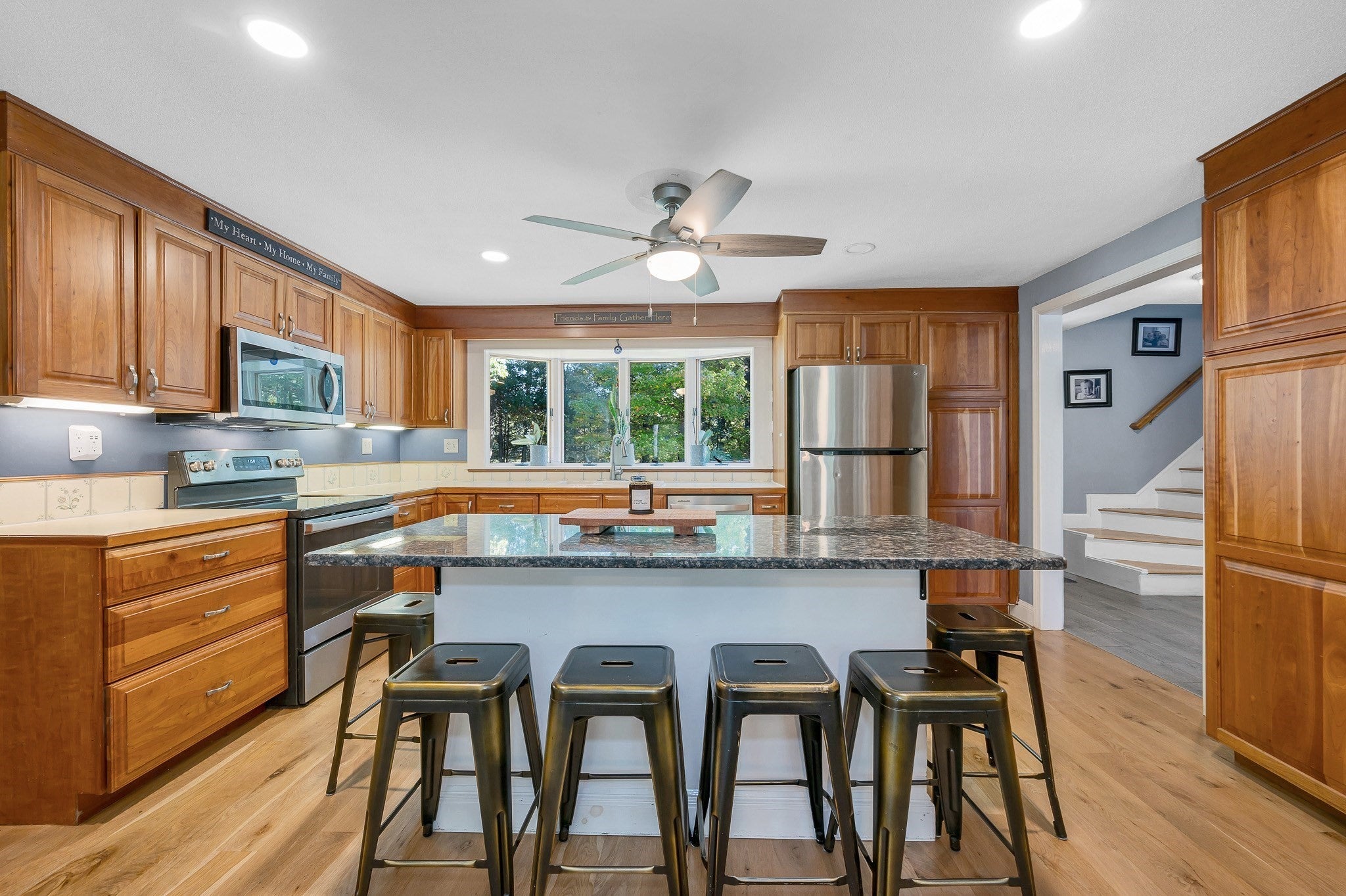 22 Country Rd, Westford, MA, 22 Country Rd, Westford, MA Photo #5