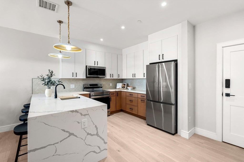 27 Guild Street #101, Boston, MA, 27 Guild Street #101, Boston, MA Photo #9