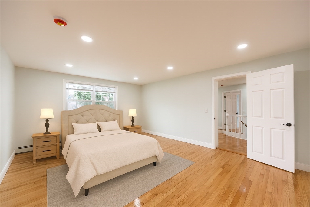 North Attleboro, Massachusetts 02760, United States, 4 Bedrooms Bedrooms, ,3 BathroomsBathrooms,Residential,Active,191181