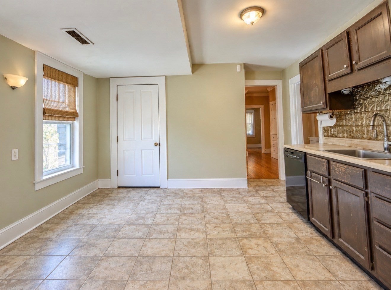 67 Thompson Street, Springfield, MA, 67 Thompson Street, Springfield, MA Photo #5