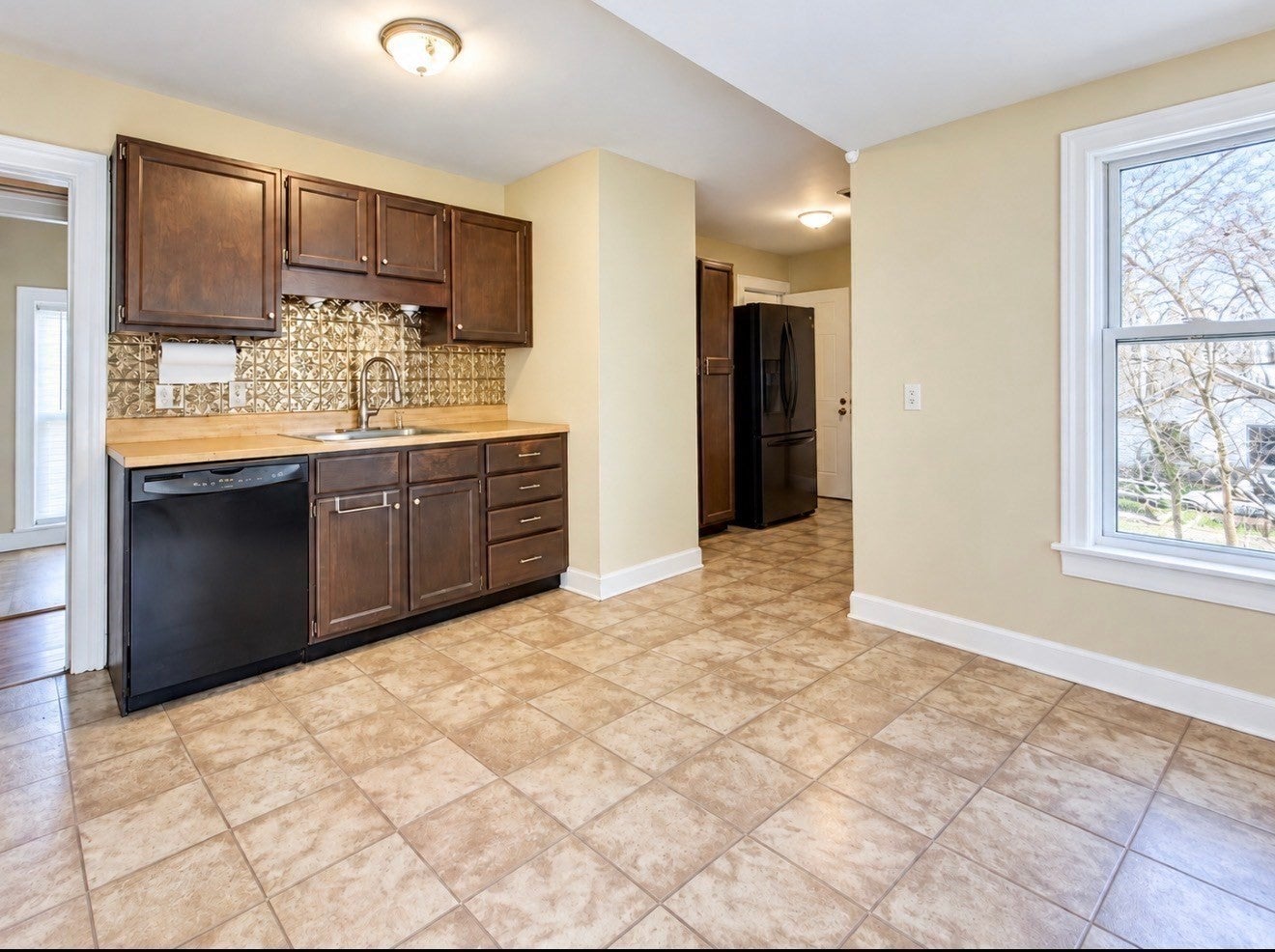 67 Thompson Street, Springfield, MA, 67 Thompson Street, Springfield, MA Photo #4