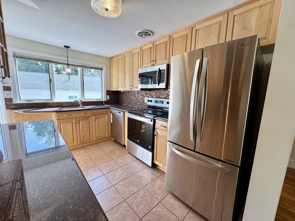 2 Furbush Rd