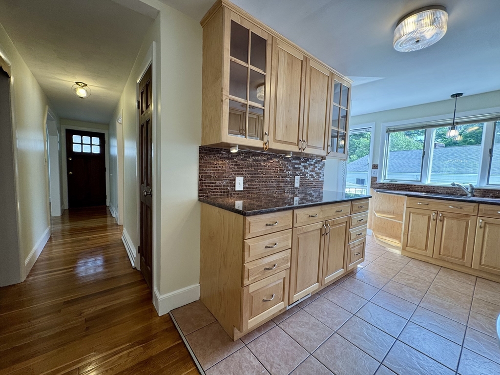 2 Furbush Rd
