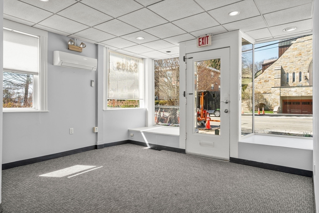 204 School St, Watertown, MA Photo #20
