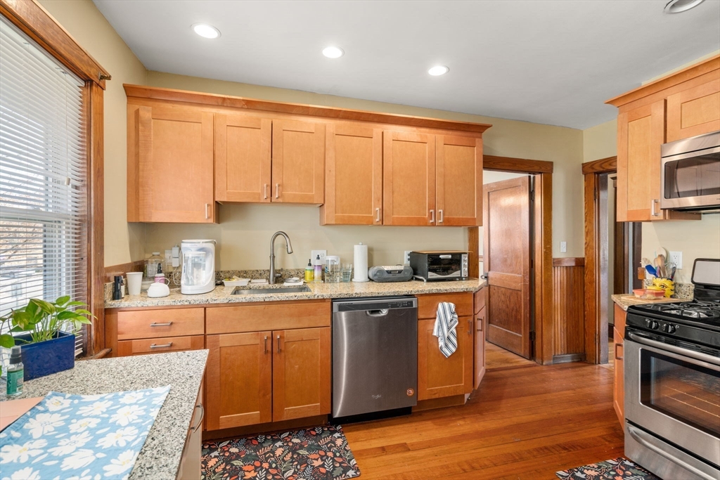 204 School St, Watertown, MA Photo #11