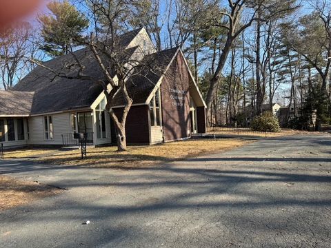 Photo of 33 Lake St, Peabody, MA 01960 (MLS # 73489778)