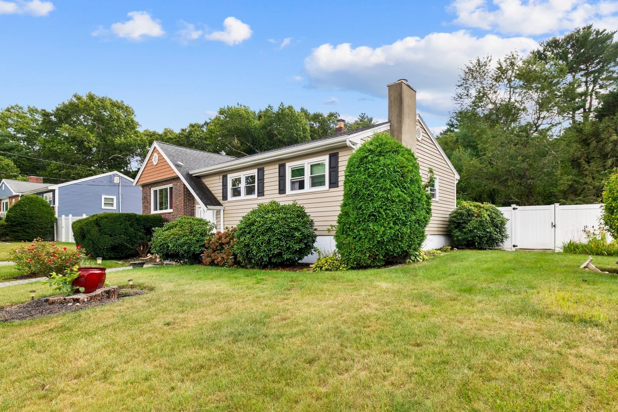 17 Acorn Dr, Randolph, MA, 17 Acorn Dr, Randolph, MA Photo #25