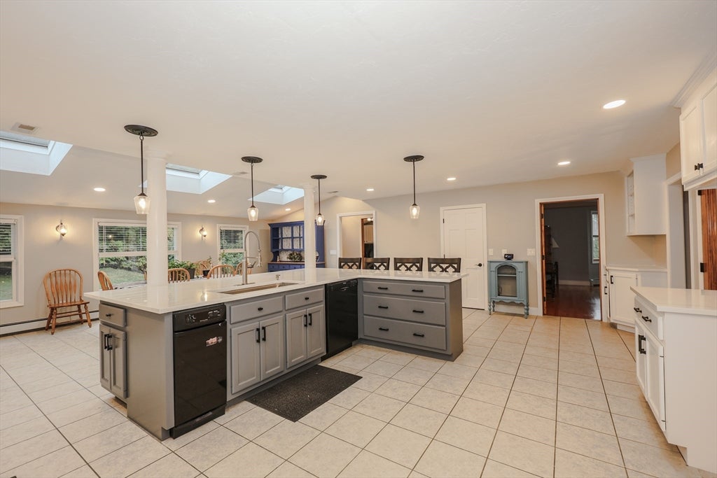 25 Autumn Rd, Wrentham, MA, 25 Autumn Rd, Wrentham, MA Photo #19