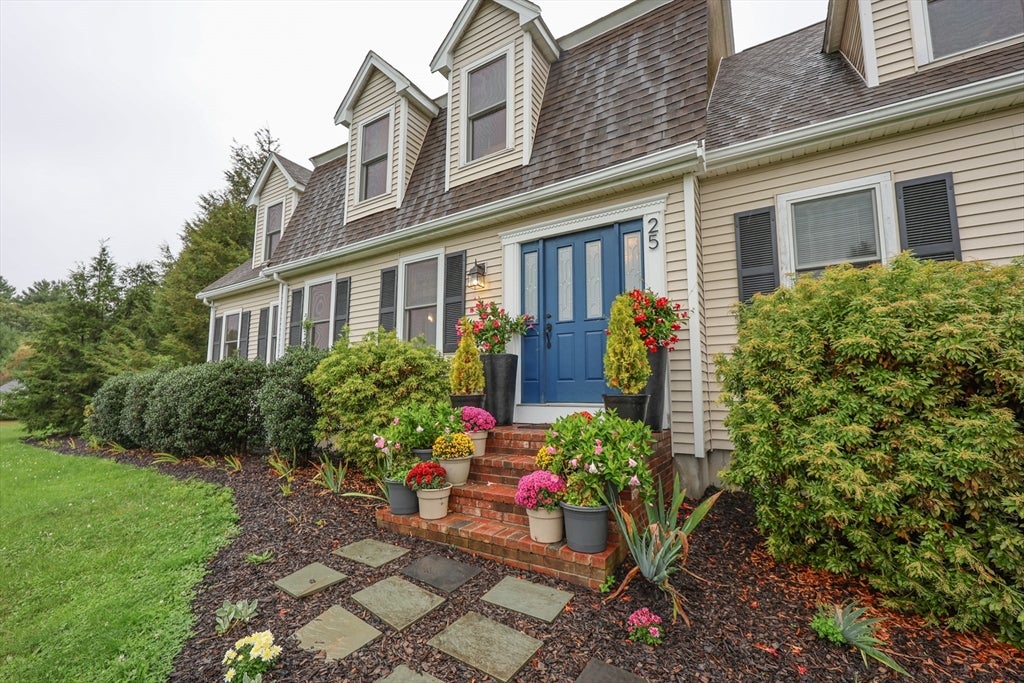 25 Autumn Rd, Wrentham, MA, 25 Autumn Rd, Wrentham, MA Photo #2
