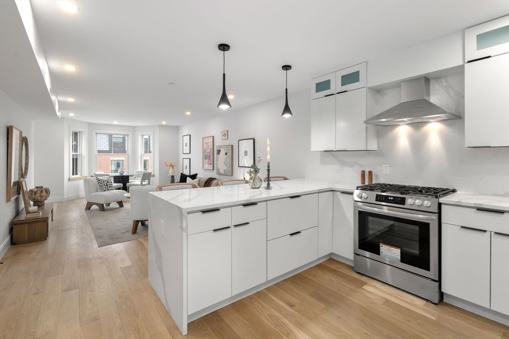32 Orleans Street 6