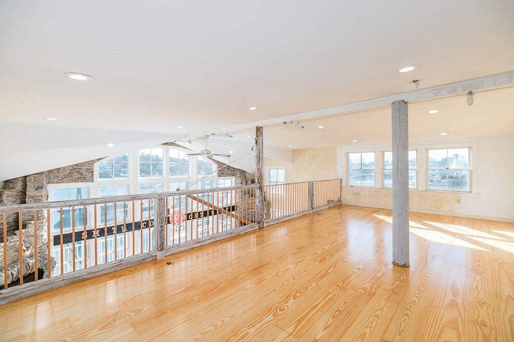 73 Rocky Neck Ave 2