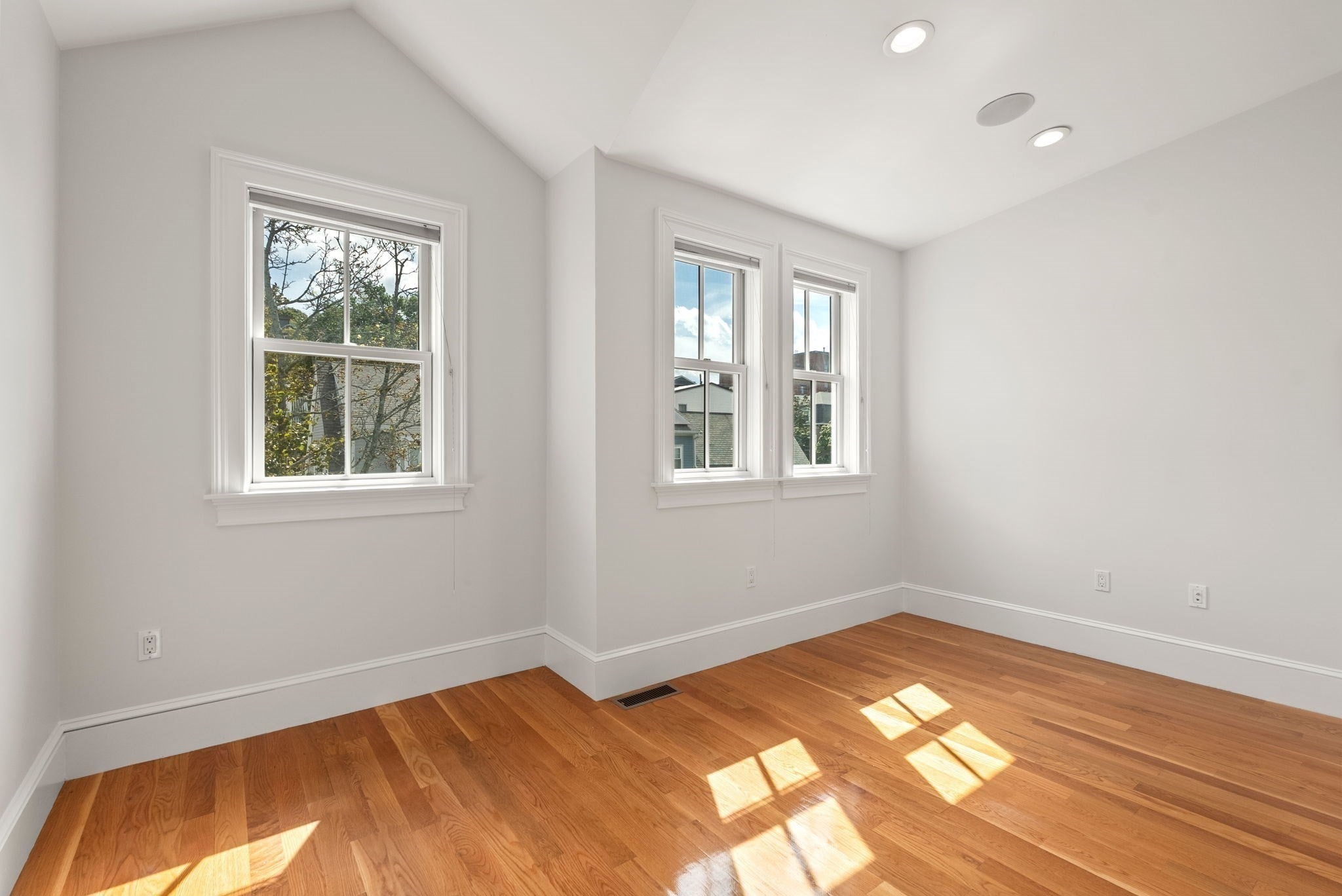 482 E Fourth Street #4, Boston, MA, 482 E Fourth Street #4, Boston, MA Photo #13