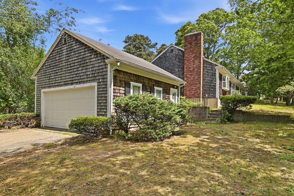 1 Aspen Rd