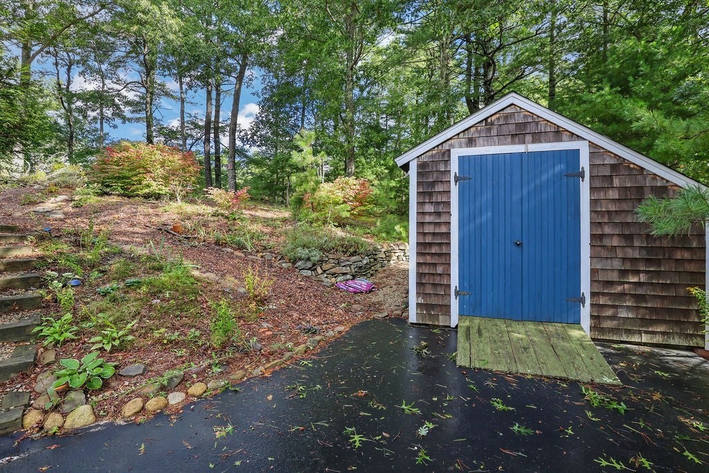 9 Beachwood Dr, Bourne, MA, 9 Beachwood Dr, Bourne, MA Photo #5