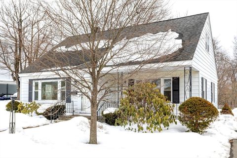 14 Viscoloid Avenue Leominster MA 01453