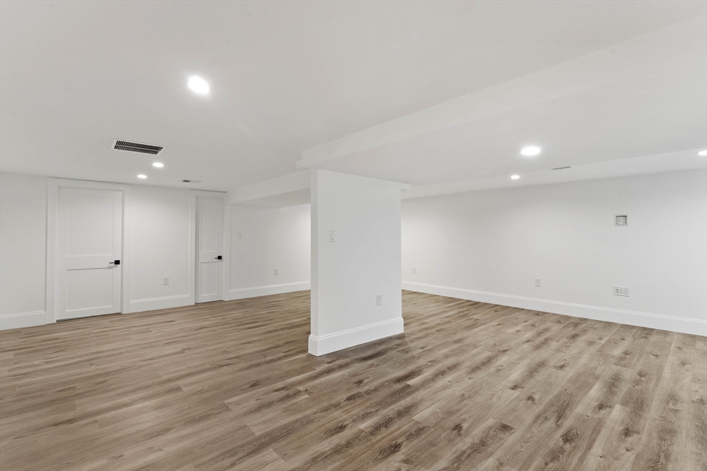 45 Lakeview Ave #45, Lynnfield, MA Photo #19