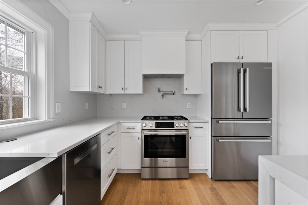45 Lakeview Ave #45, Lynnfield, MA Photo #10